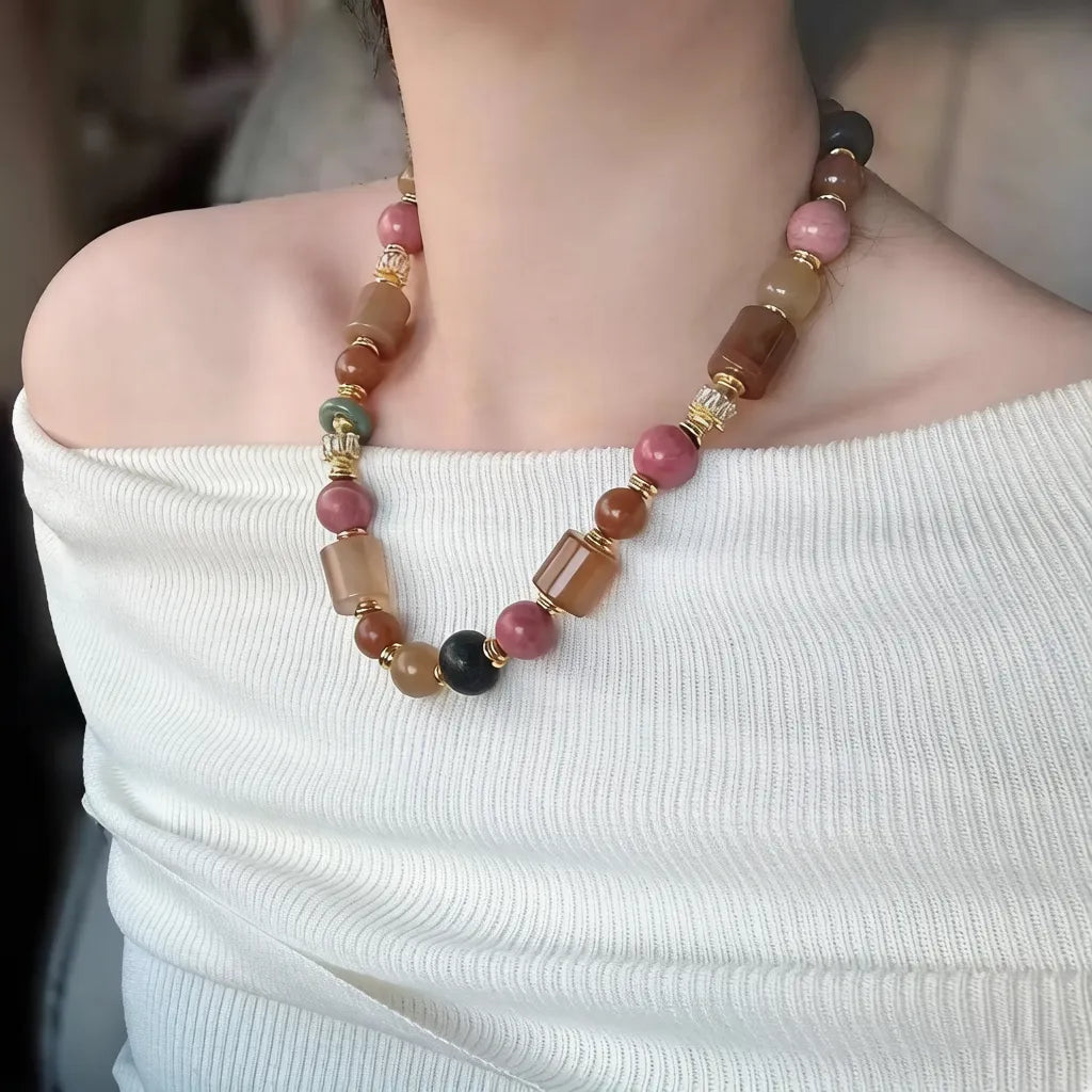 Natural Agate Red Rose Caramel Freeform Beaded Necklace - Boho Vintage