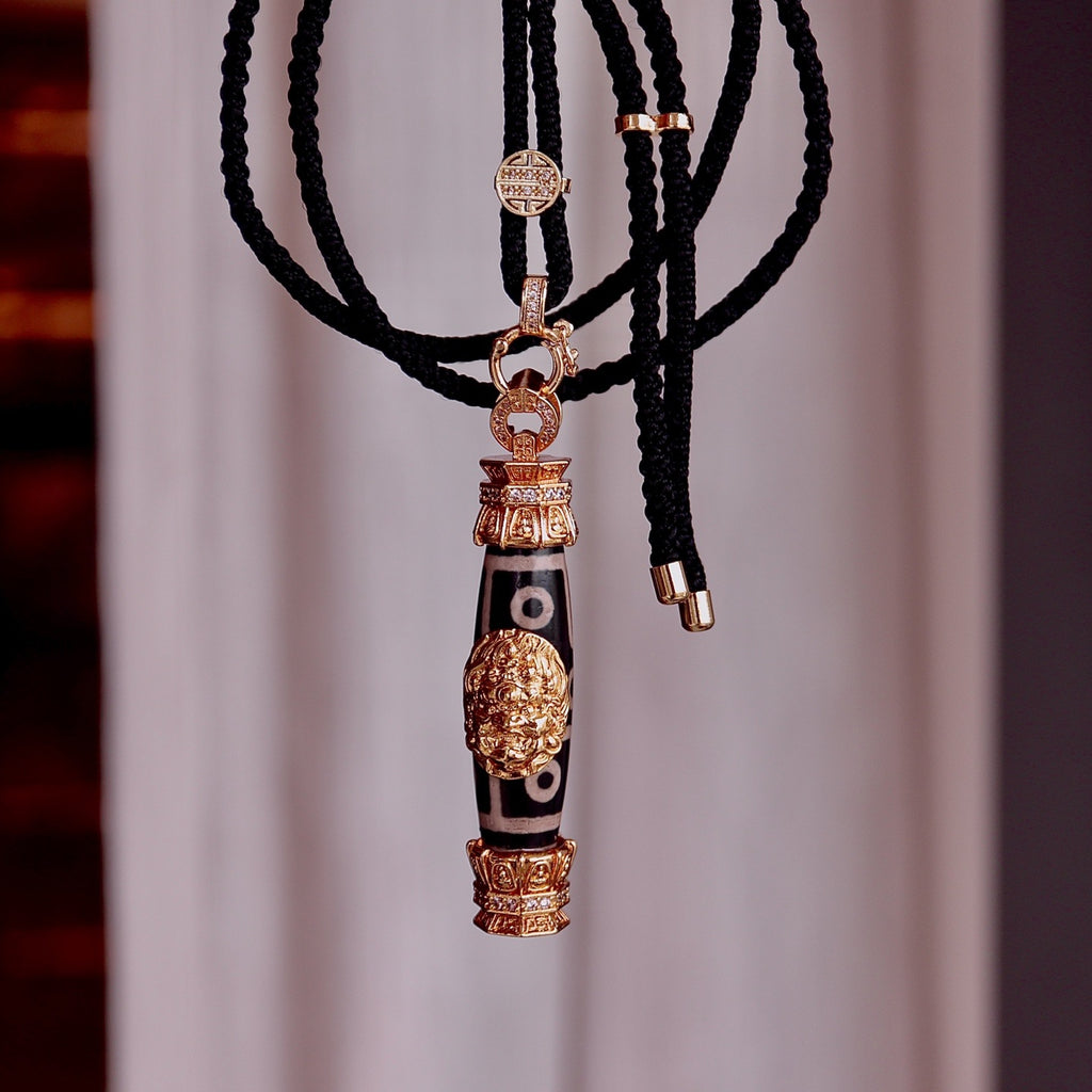 Nine eyed Tibetan dzi bracelet for luck prosperity and protection